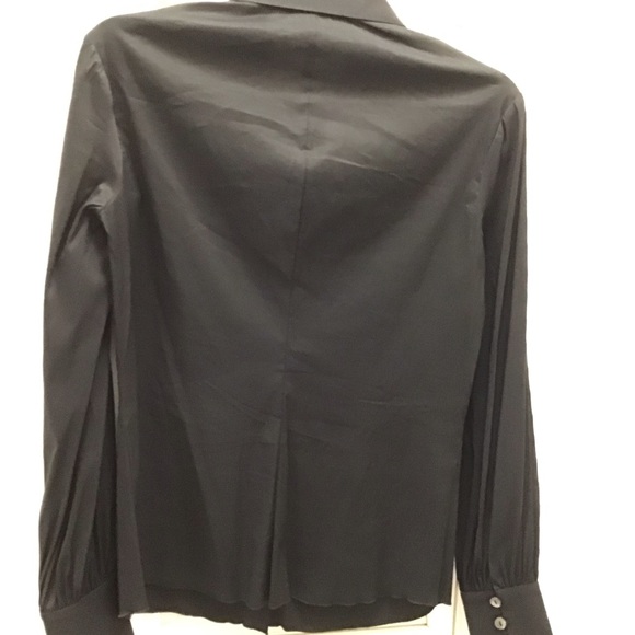 Trina Turk designer button down shirt - Picture 3 of 3